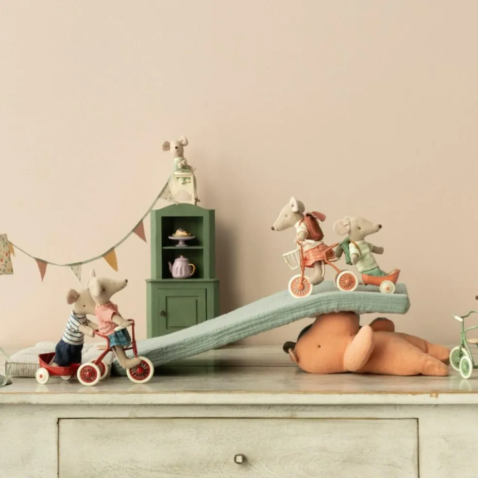 Abri à tricycle Souris Rouge