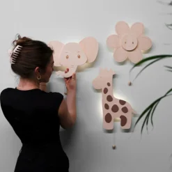 Applique murale en bois Wonder Girafe