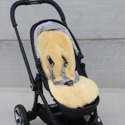 Assise en peau d'agneau pour poussette et siège auto Patchwork Nature