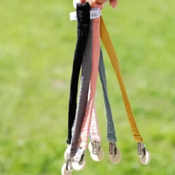 Attache sucette noir réglisse