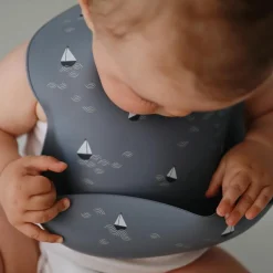 Bavoir à poche en silicone Boats