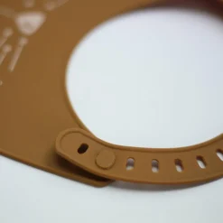 Bavoir en silicone Chat Caramel