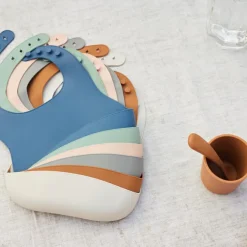 Bavoir en silicone nougat