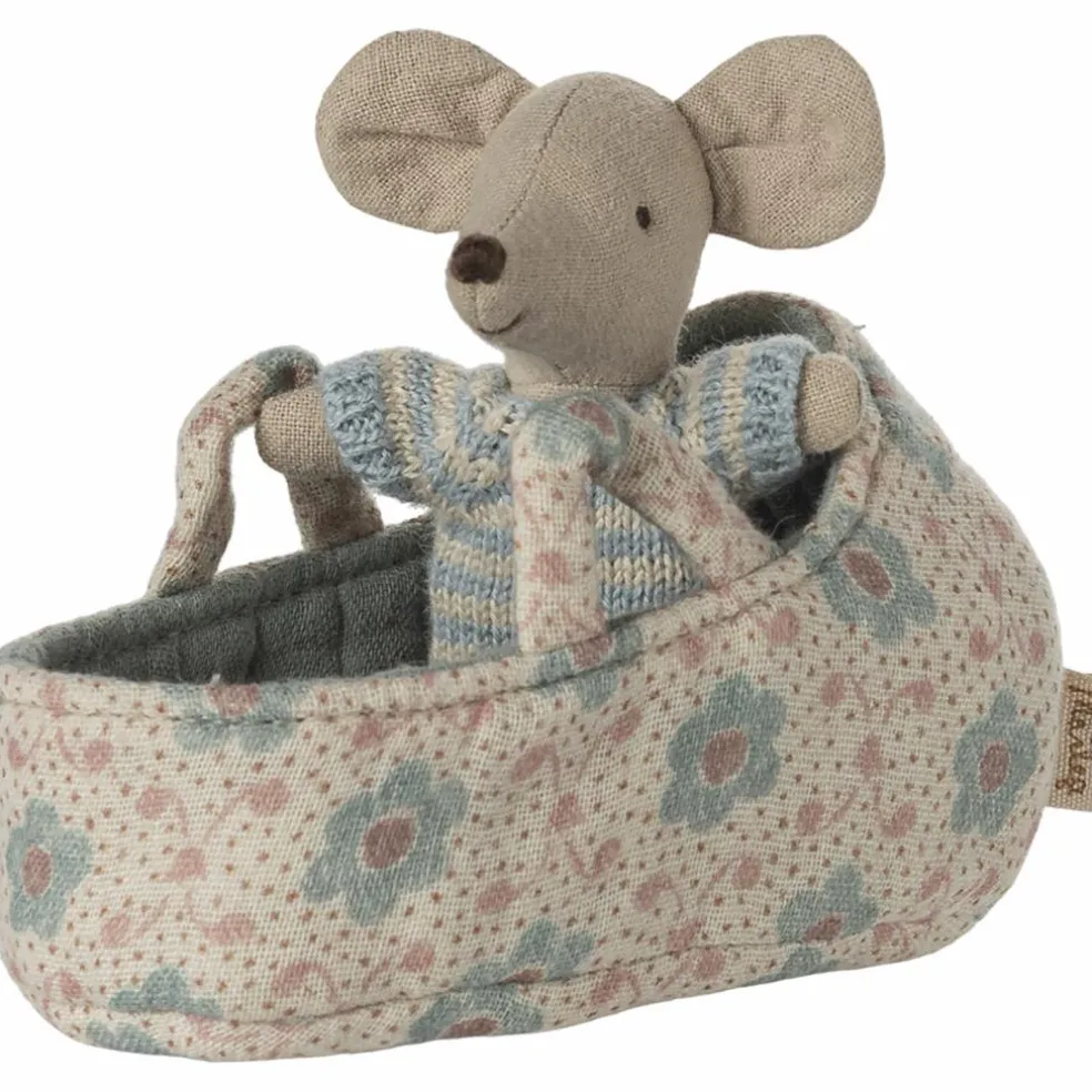 Bébé souris dans la nacelle Bleu