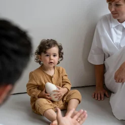 Biberon anti-colique en silicone sand (240 ml)