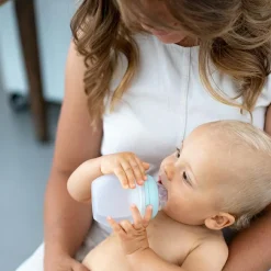 Biberon anti-colique en silicone ivy green (150 ml)