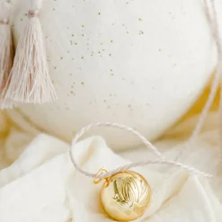 Bola de grossesse Nymphéa cordon personnalisable (or jaune 18 carats)