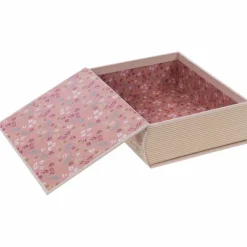 Boîte livre Zoé prend le thé