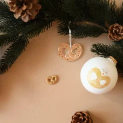 Boule de Noël Bretzel Noël Gourmand (personnalisable)