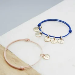 Bracelet cordon 2 charms rond personnalisable (plaqué or)