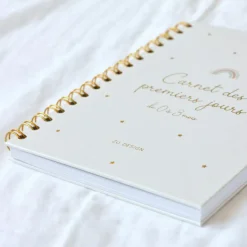 Carnet des premiers jours de bébé (0-3 mois)