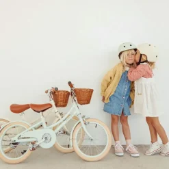 Casque vert mint (3-7 ans, 50-54 cm)