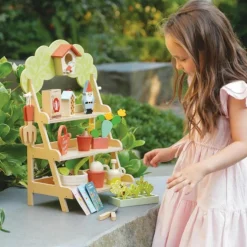 Centre de jardinage en bois