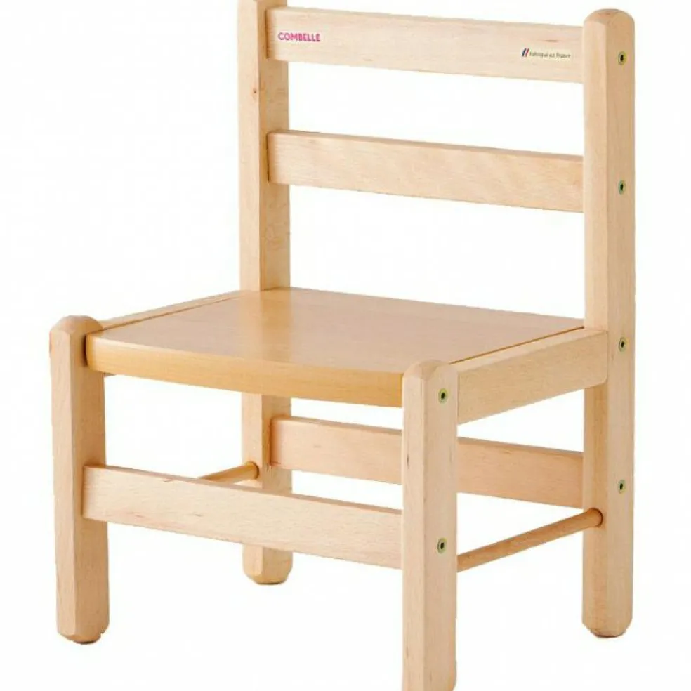 Chaise basse en bois massif Louise vernis naturel