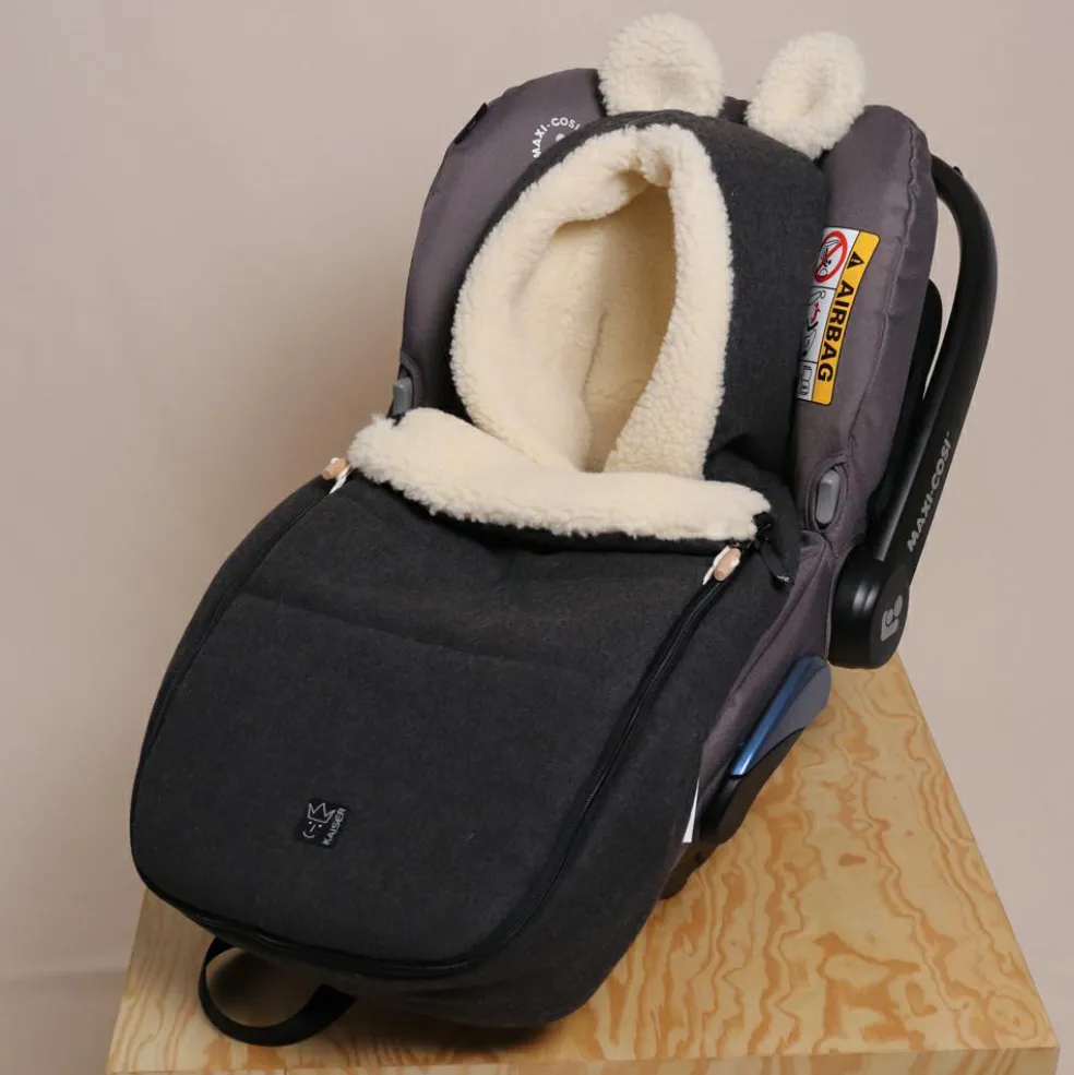 Chancelière capuche souris en laine gris foncé (0-12 mois)