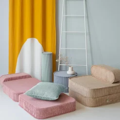 Chauffeuse Pink Mousse velours côtelé