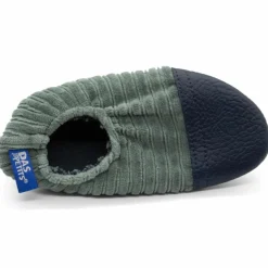 Chaussons Les Petits Velours Gris Vert (pointures 24-26)