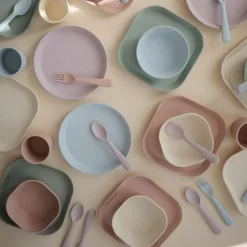 Coffret repas Round Powder Blue (4 pièces)