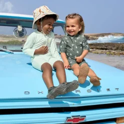 Combinaison anti-UV Étoile de mer olive foncé (13-18 mois)