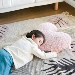 Coussin coeur rose (45 x 50 cm)