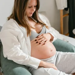 Coussin de maternité Buddy Corduroy Green