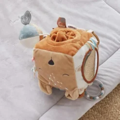 Cube d'activités Babou & Kendi