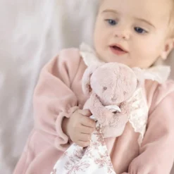 Doudou Augustin le lapin rose