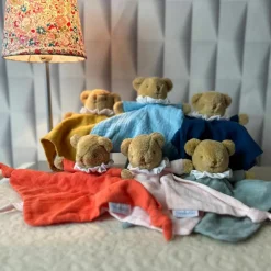 Doudou plat avec hochet Ours Vieux Rose