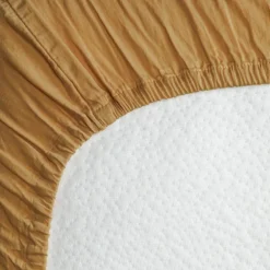 Drap housse satin de coton bio Ambre (70 x 140 cm)