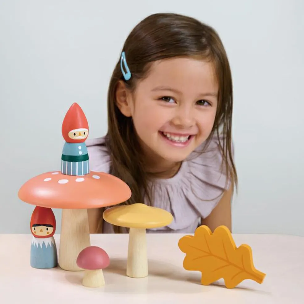 Famille de gnomes et forêt en bois