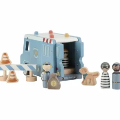 Fourgon de police en bois