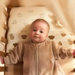 Housse de couette + taie d'oreiller Miffy and Friends (100 x 140 cm)