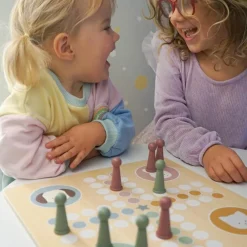 Jeu de petits chevaux en bois