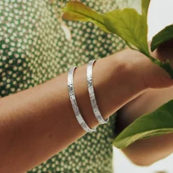 Jonc ruban martelé (argent 925)