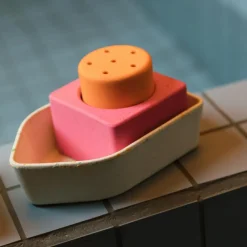 Jouet de bain bateau en caoutchouc orange
