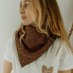 Lange Gaze Léopard Marron (65 x 65 cm)