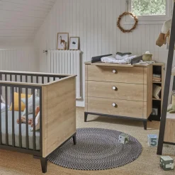 Lit bébé évolutif en chêne blond noir Marcel (70 x 140)