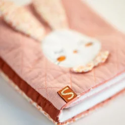 Livre d'éveil lapin Esmée