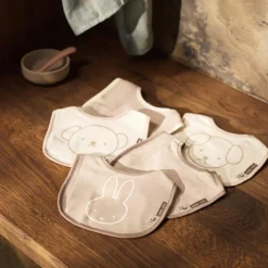 Lot de 5 bavoirs imperméables Miffy and Friends