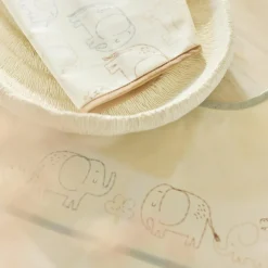 Lot de 2 bavoirs plastifiés Elephant Tales