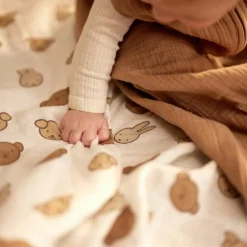 Lot de 2 maxi-langes en coton Miffy and Friends (115 x 115 cm)