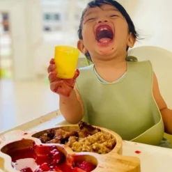 Lot de 4 petites tasses multicolores