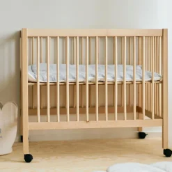 Parc 97 hêtre naturel avec roues (75 x 95 cm)