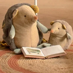 Peluche musicale Hérisson Trois petits lapins