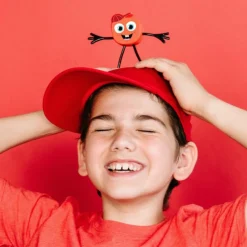 Personnage Sammy rouge et 2 cubes lumineux