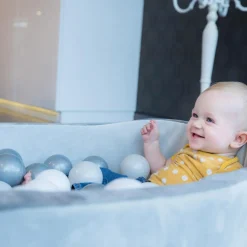 Piscine à balles grise