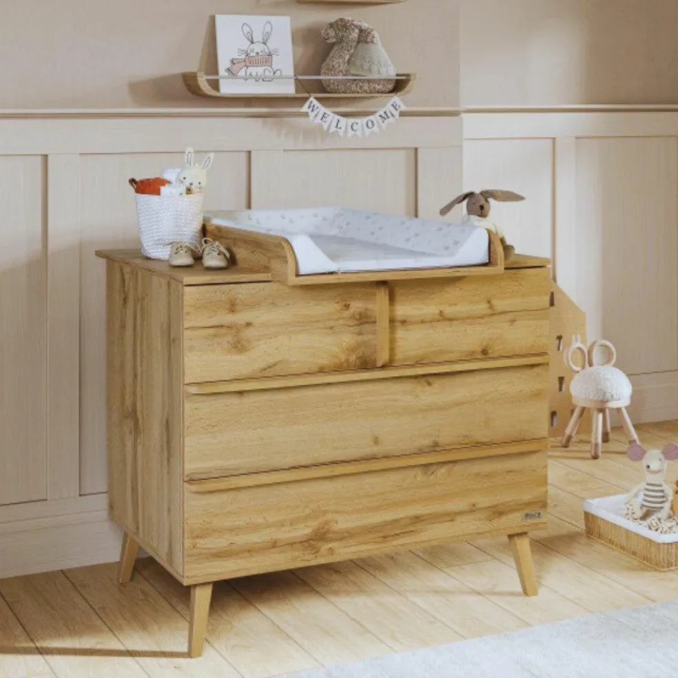 Plan à langer pour commode Martha finition chêne matelas lapins