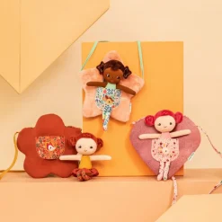 Poupée souple et sac cœur