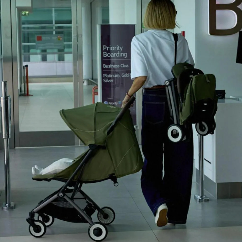 Poussette compacte Orfeo Magic Black