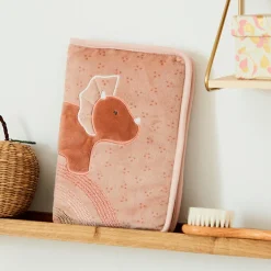 Protège carnet de santé en veloudoux tricératops Popsie